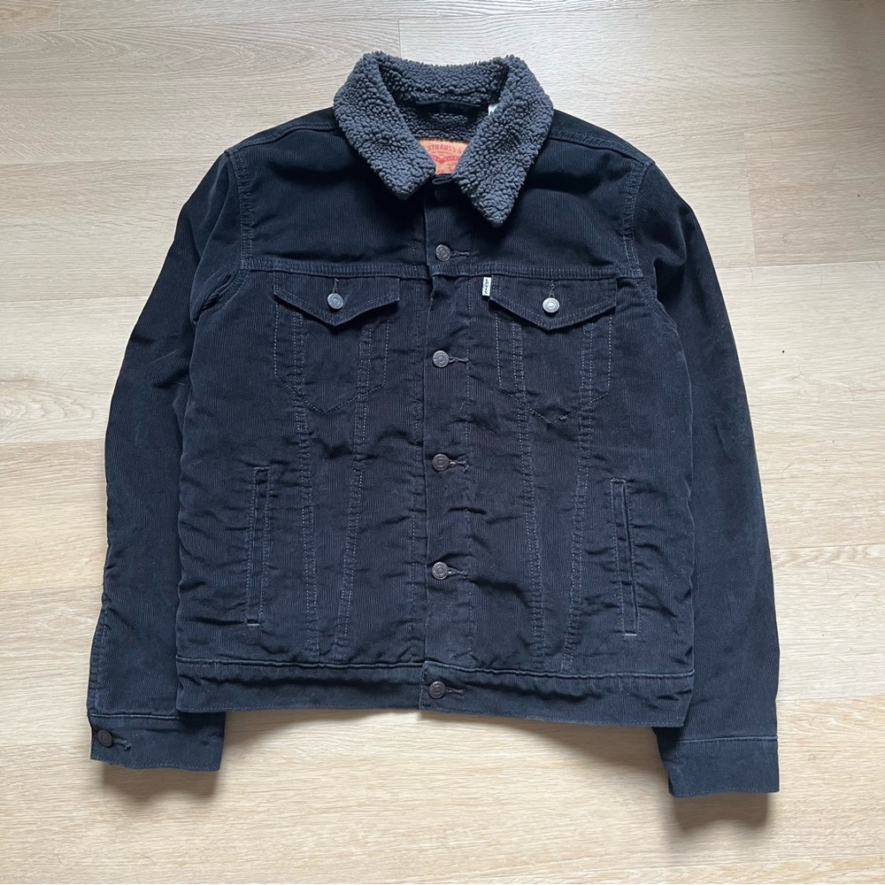 levi’s sherpa trucker jacket